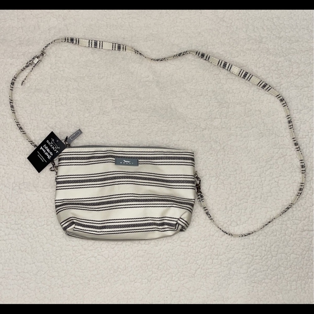 Scout Crossbody